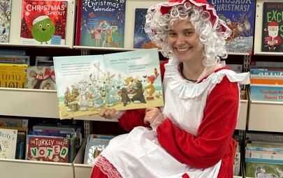Mrs Claus reading a story