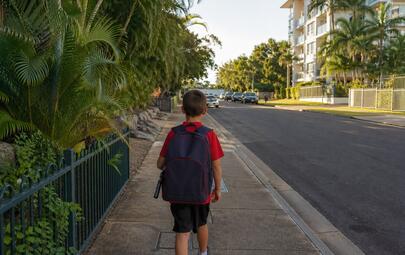 Children encouraged to step into a healthier future on Walk Safely to School Day 