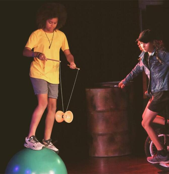 COME & TRY CIRCUS