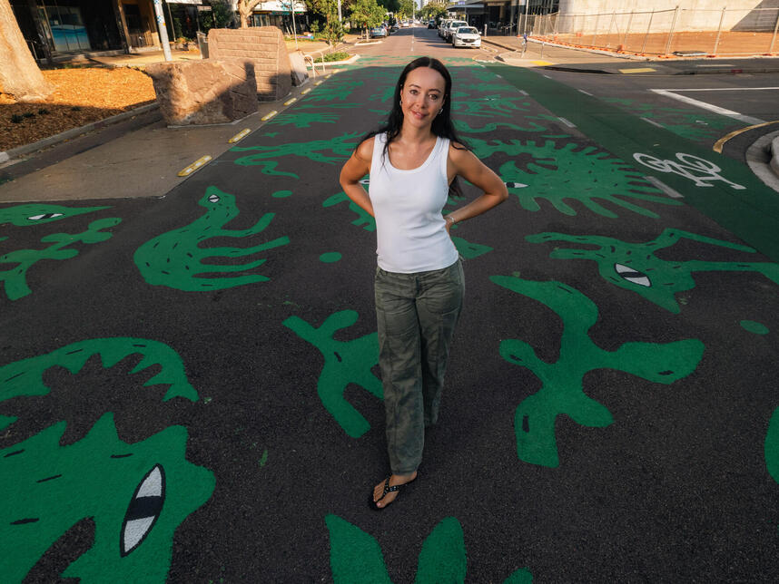 Humidity Rising is a playful and lyrical depiction of Larrakia country and of the earth that holds us. 