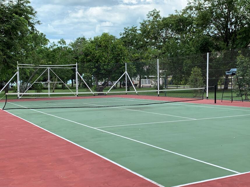 Bill Bell Park tennis court