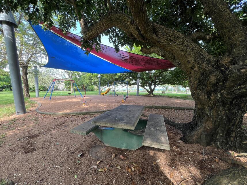 Bill Bell picnic table
