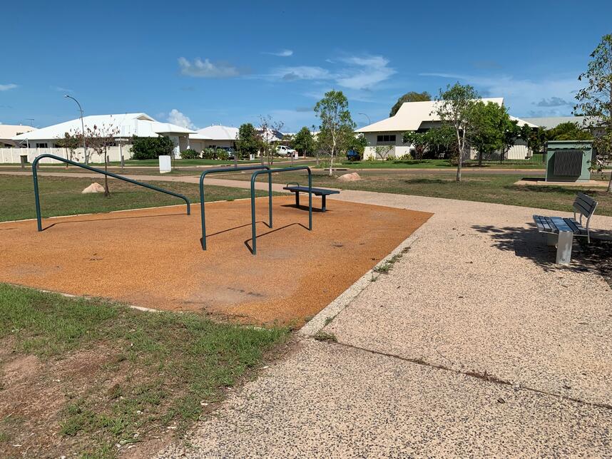 Exercize area and seat