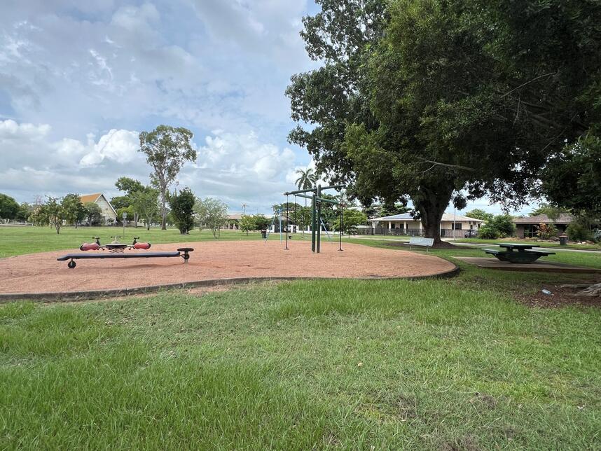 Fong Park playground