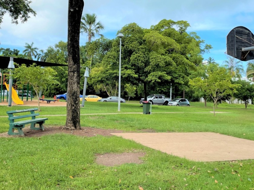 Ken Waters Park Basketball hoop