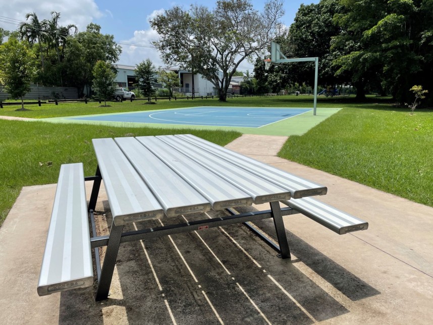 Nation Crescent basketball and picnic table