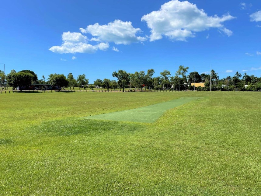 Wulagi Oval