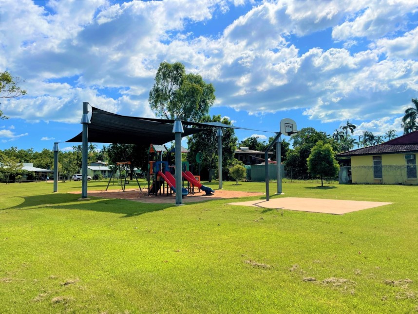 Freycinet Park Basketball hoop
