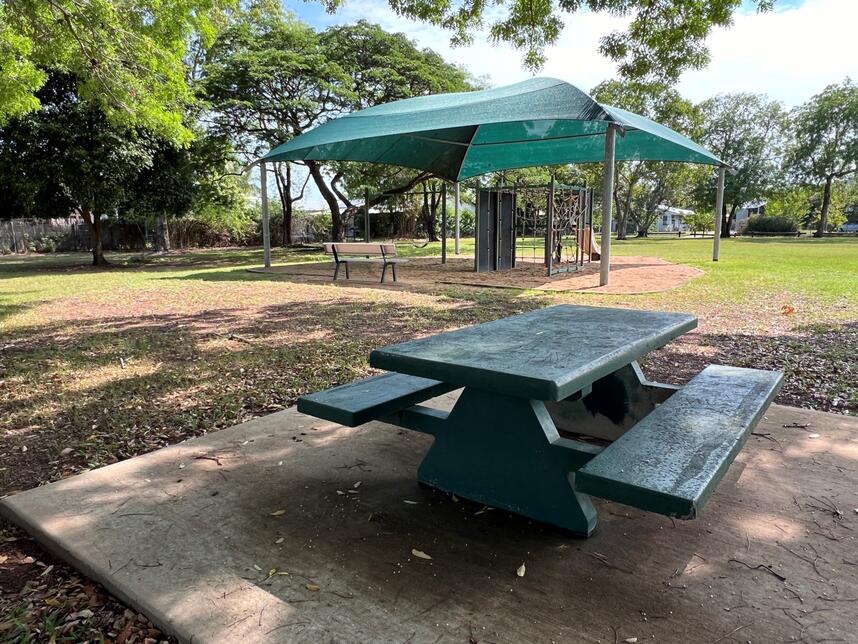 Kailis Park picnic table