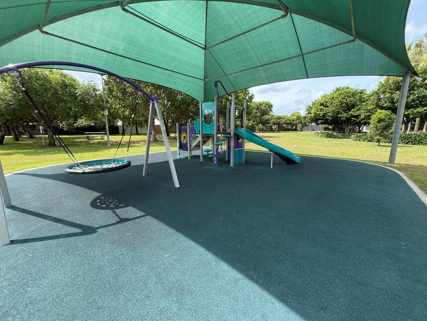 Lores Bonney playground