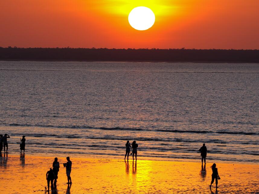 Mindil Beach Sunset