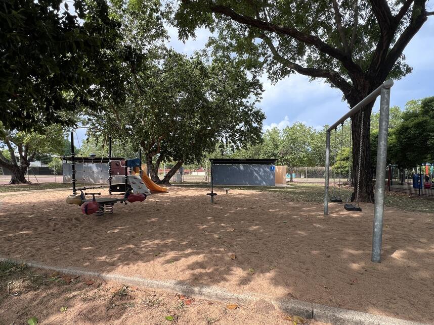 Nighcliff Oval Playground