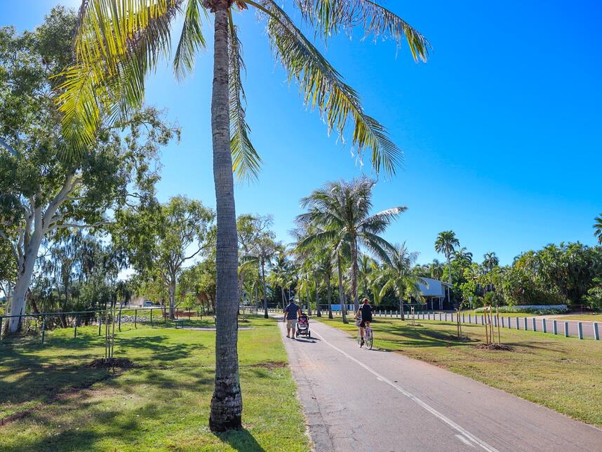 Nightcliff Foreshore pedestrians