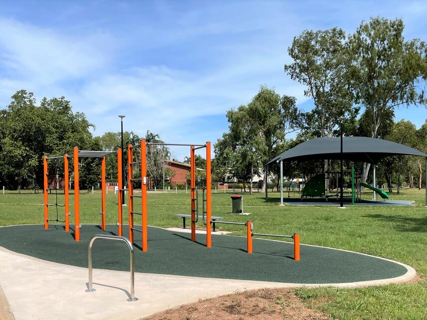 Robyn Lesley Park Exercise Station