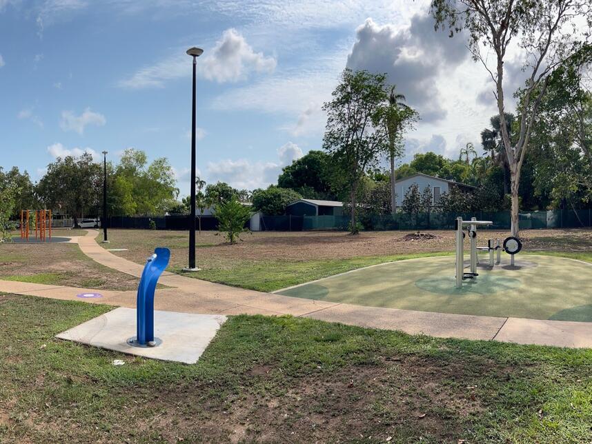 Robyn Lesley water bubbler