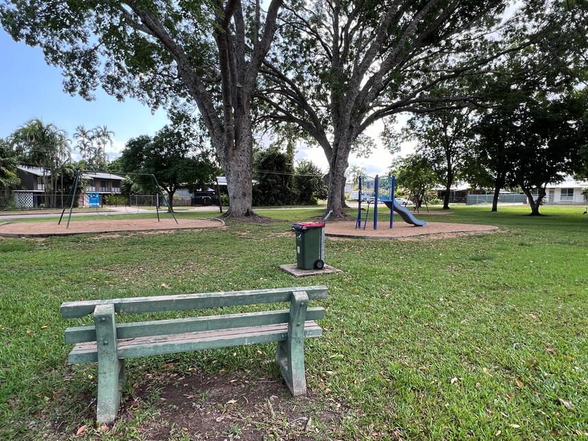 Stedcombe Park playground seat