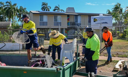 Pre cyclone clean-up collection in Zone 2
