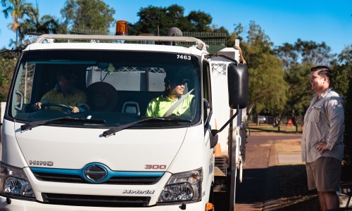City of Darwin greets customer
