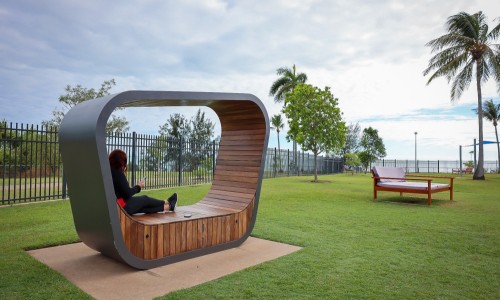Smart Bench Nightcliff Pool